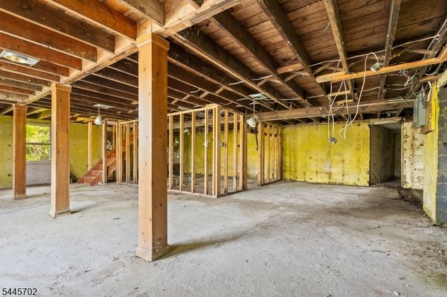 19 Lake Grinnell Ln, Sparta Twp., NJ 07871