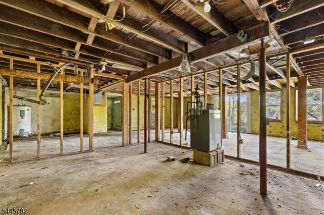 19 Lake Grinnell Ln, Sparta Twp., NJ 07871