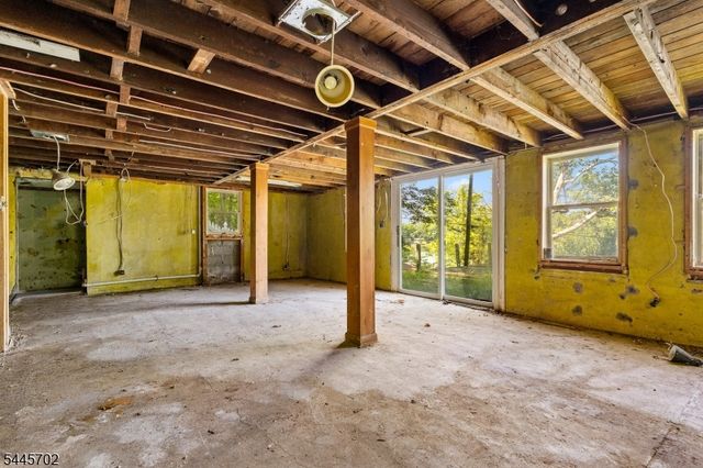 19 Lake Grinnell Ln, Sparta Twp., NJ 07871
