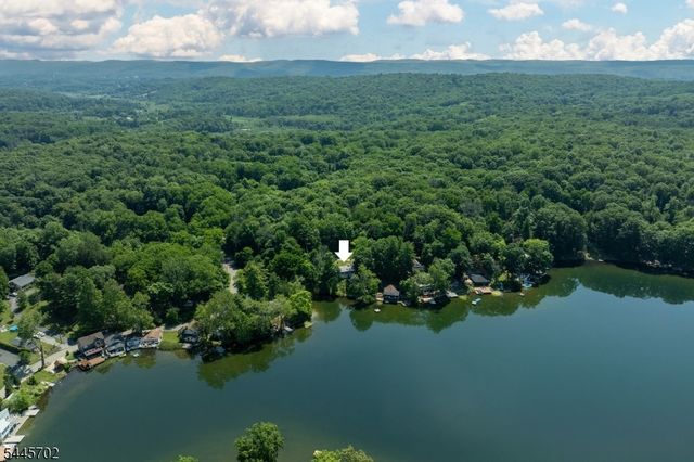 19 Lake Grinnell Ln, Sparta Twp., NJ 07871