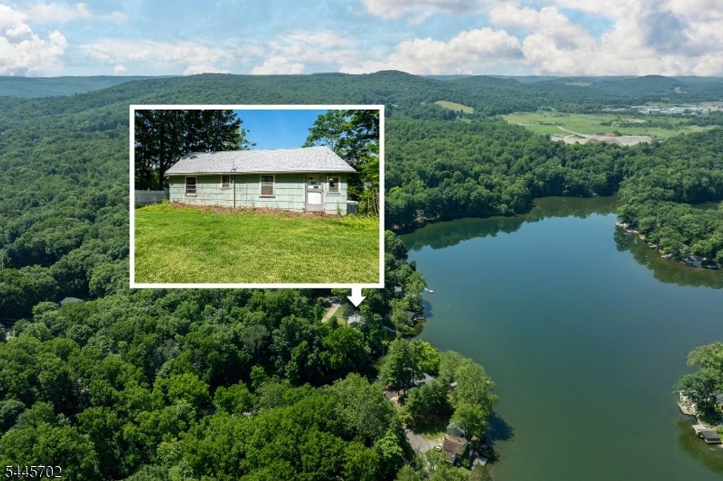 19 Lake Grinnell Ln, Sparta Twp., NJ 07871