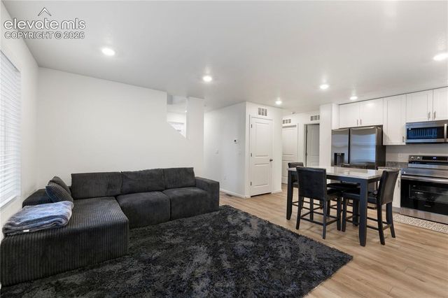 9212 Twin Sisters Drive, Colorado Springs, CO 80927