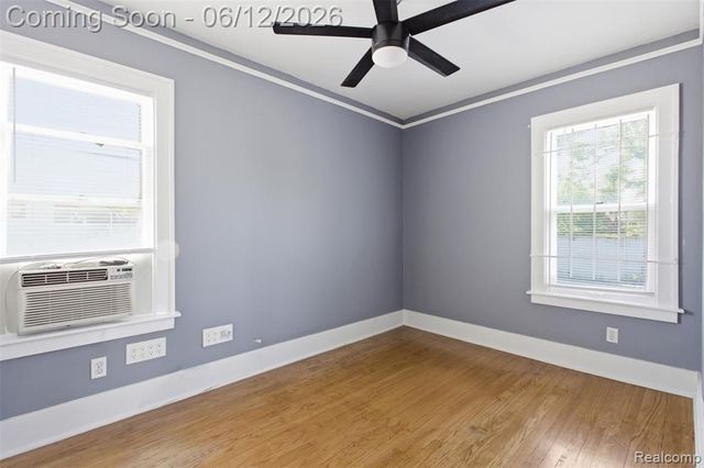 10351 Maplelawn Street, Detroit, MI 48204