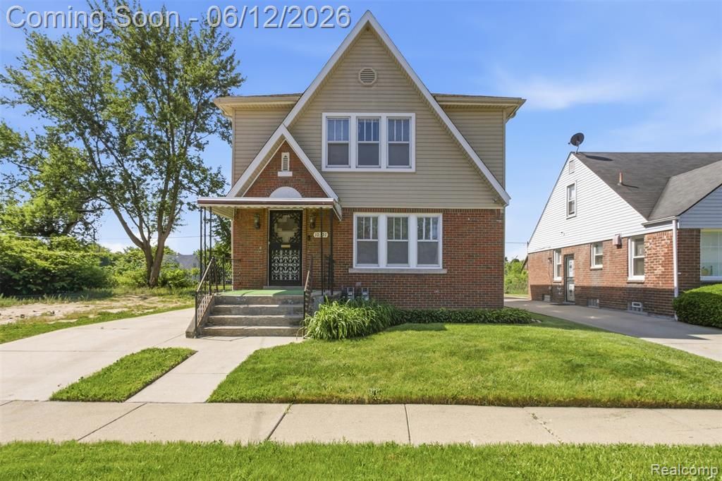 10351 Maplelawn Street, Detroit, MI 48204