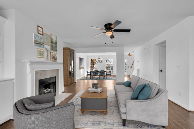 7440 Kreitner Dr, Nashville, TN 37221