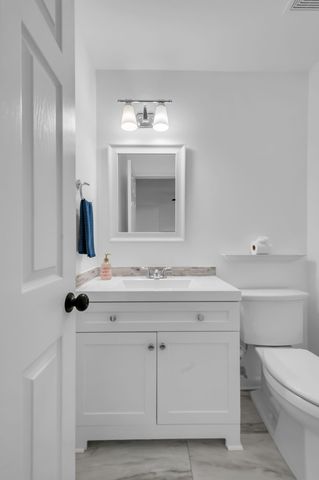 7440 Kreitner Dr, Nashville, TN 37221