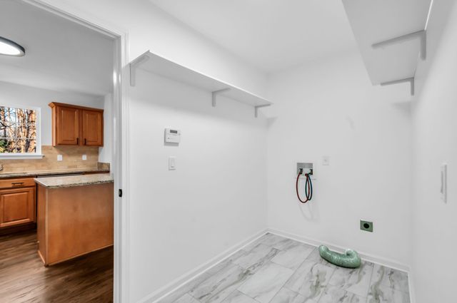 7440 Kreitner Dr, Nashville, TN 37221