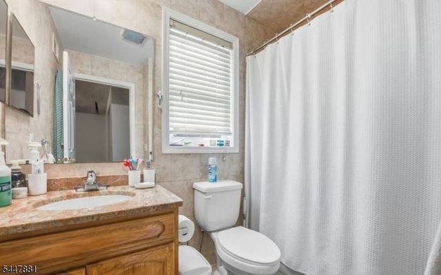 637 Jefferson Ave, Elizabeth City, NJ 07201