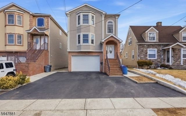 637 Jefferson Ave, Elizabeth City, NJ 07201
