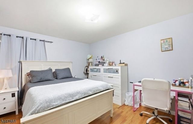 637 Jefferson Ave, Elizabeth City, NJ 07201