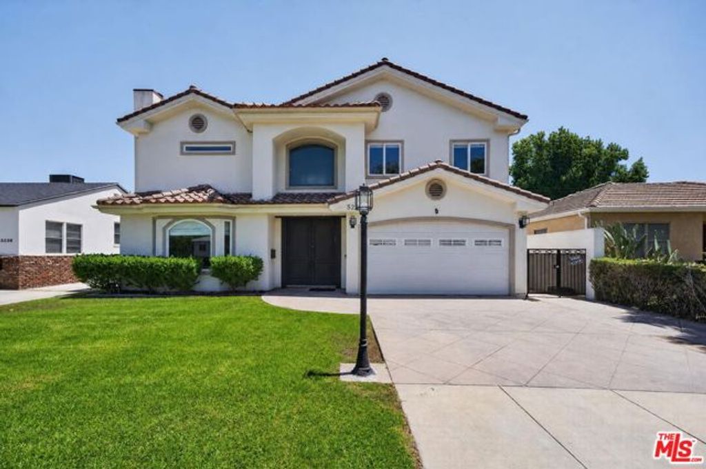 5230 Teesdale Avenue, Los Angeles, CA 91607