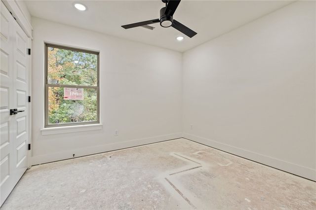 4 March Lane, Bella Vista, AR 72714