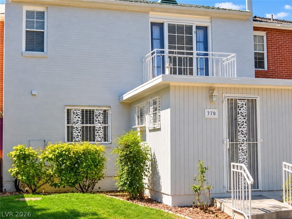 770 Tam O Shanter, Las Vegas, NV 89109 — photo 2