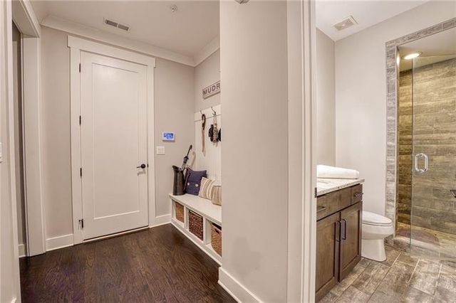 984 Memorial SE Walk, Atlanta, GA 30316