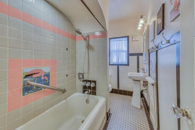 431 West Street, Salinas, CA 93901
