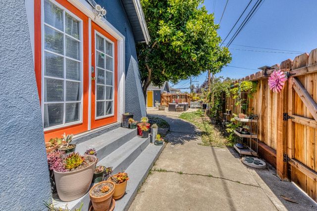 431 West Street, Salinas, CA 93901