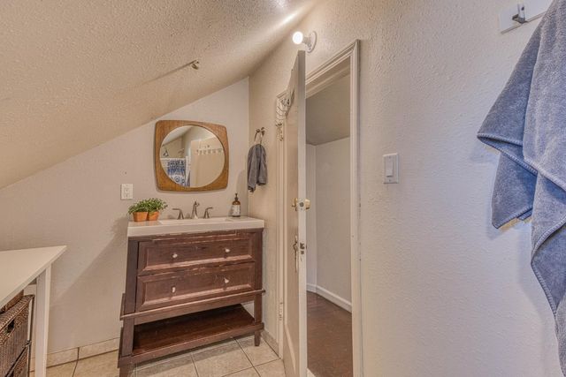 431 West Street, Salinas, CA 93901