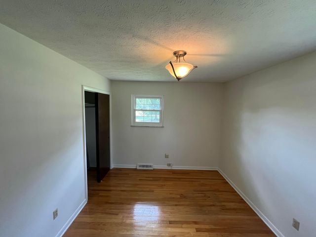 6580 Davis Road, Hilliard, OH 43026