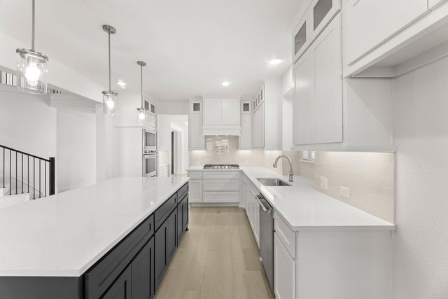 290 Cheyenne Mountain Drive, Ovilla, TX 75154