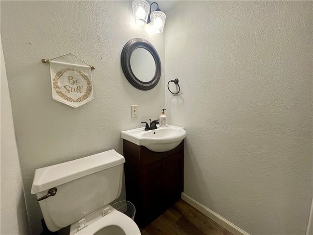 154 N SUNSET Drive, Maryville, MO 64468