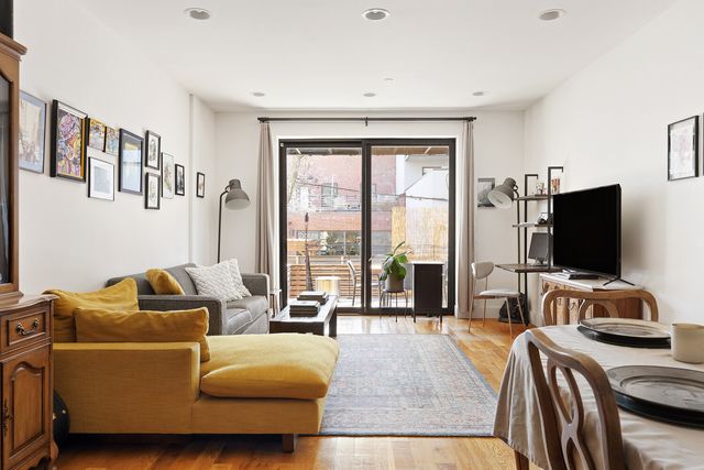 1582A PACIFIC Street, New York City, NY 11213