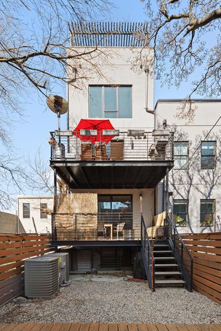 1582A PACIFIC Street, New York City, NY 11213