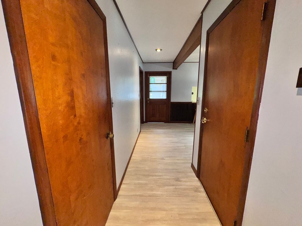 Image 26 of property listing at 17 Crestwood, Centralia, IL 62801