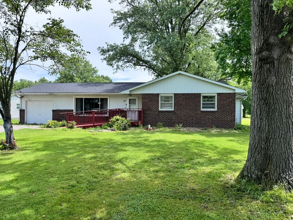 Image 48 of property listing at 17 Crestwood, Centralia, IL 62801