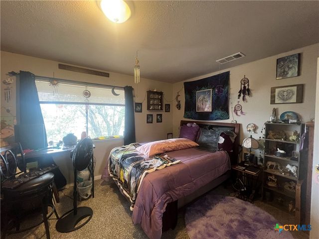 211 W Cardinal Lane, Harker Heights, TX 76548