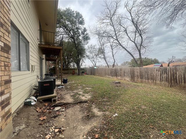 211 W Cardinal Lane, Harker Heights, TX 76548