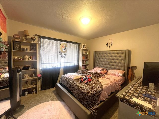 211 W Cardinal Lane, Harker Heights, TX 76548