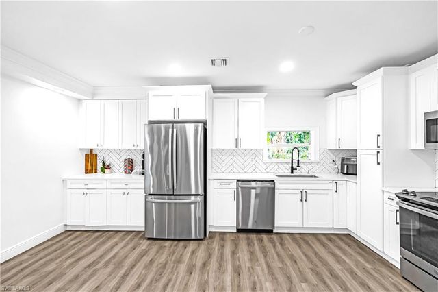 1030 39th ST SW, Naples, FL 34117