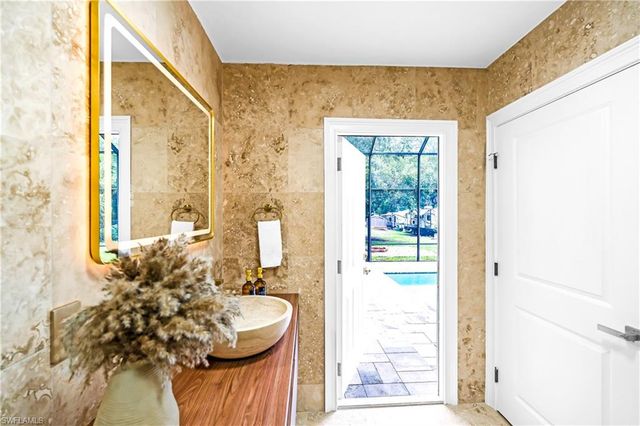 1030 39th ST SW, Naples, FL 34117