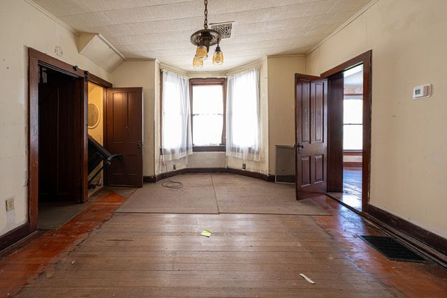 327 Franklin Street 327, Galena, IL 61036