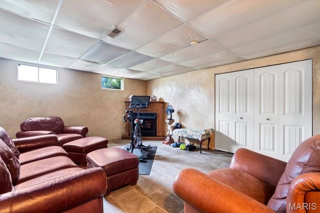 9317 Althea Avenue, St Louis, MO 63123