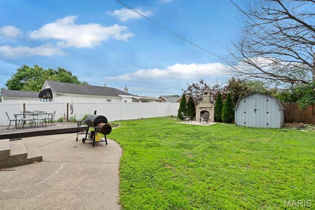 9317 Althea Avenue, St Louis, MO 63123