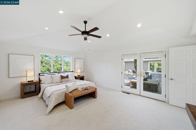 102 Hillcrest Dr, Orinda, CA 94563