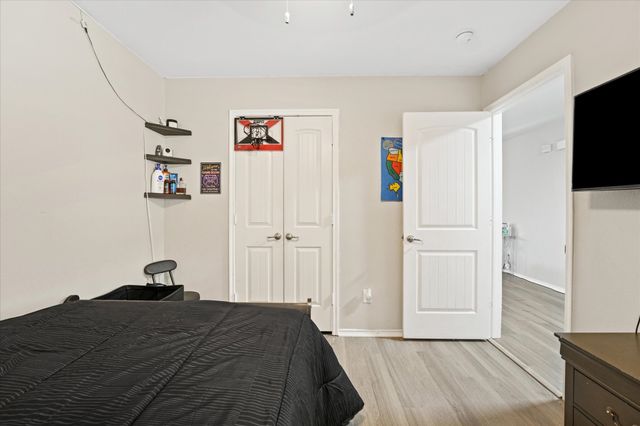 2015 Allyson Drive, Heartland, TX 75126