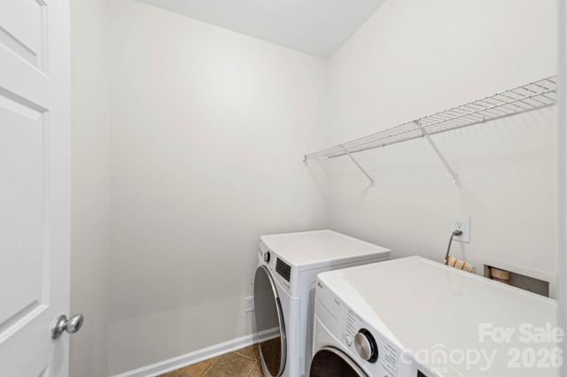 3825 Picasso Court, Charlotte, NC 28205
