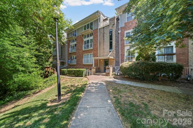 3825 Picasso Court, Charlotte, NC 28205