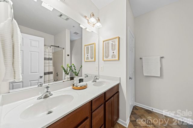 3825 Picasso Court, Charlotte, NC 28205