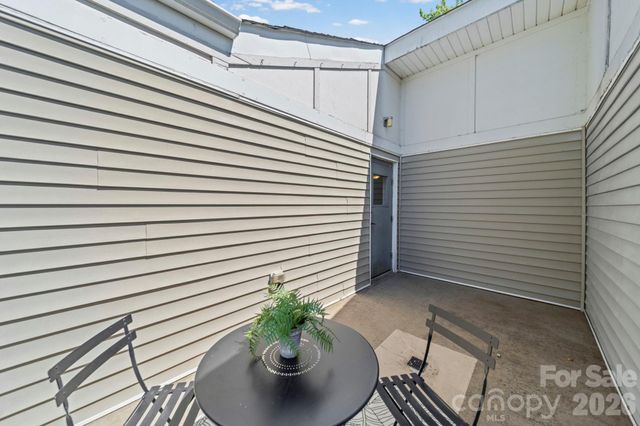 3825 Picasso Court, Charlotte, NC 28205