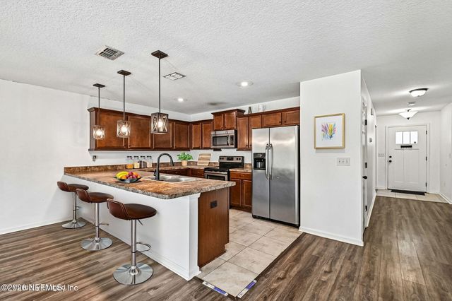 3249 BEDFORD Road, Jacksonville, FL 32207