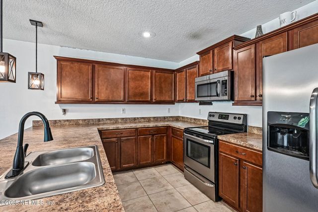 3249 BEDFORD Road, Jacksonville, FL 32207