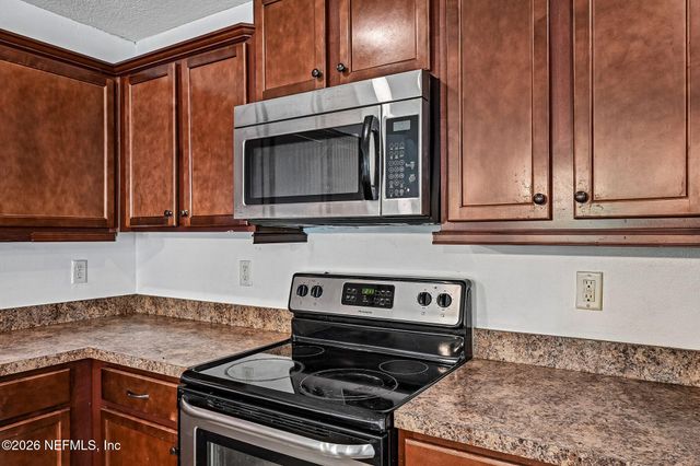 3249 BEDFORD Road, Jacksonville, FL 32207