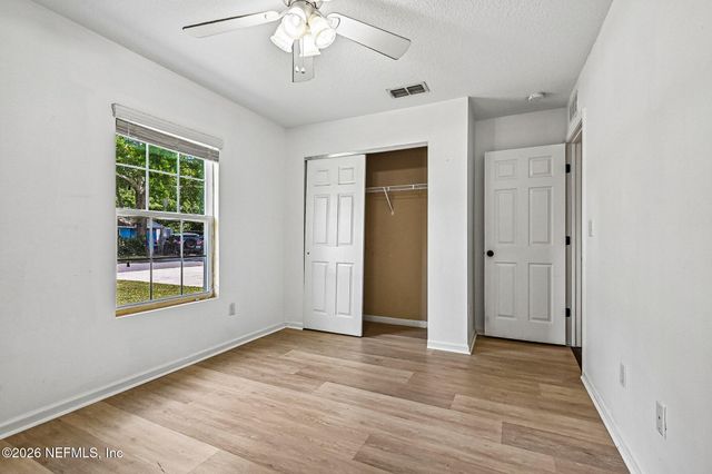 3249 BEDFORD Road, Jacksonville, FL 32207