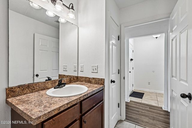 3249 BEDFORD Road, Jacksonville, FL 32207