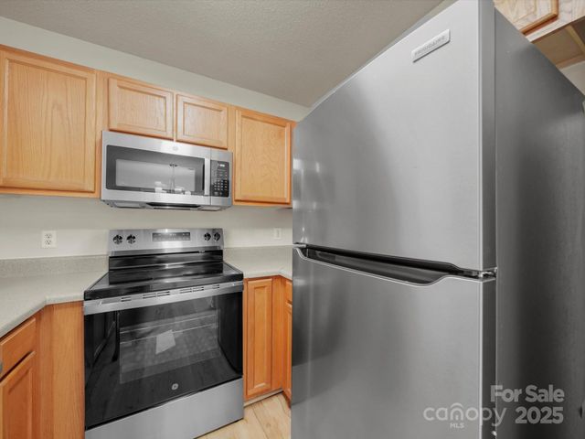 6420 Sunman Road, Charlotte, NC 28216