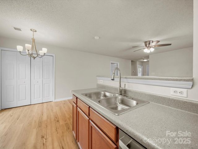 6420 Sunman Road, Charlotte, NC 28216
