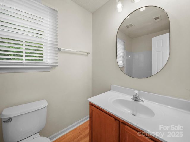 6420 Sunman Road, Charlotte, NC 28216